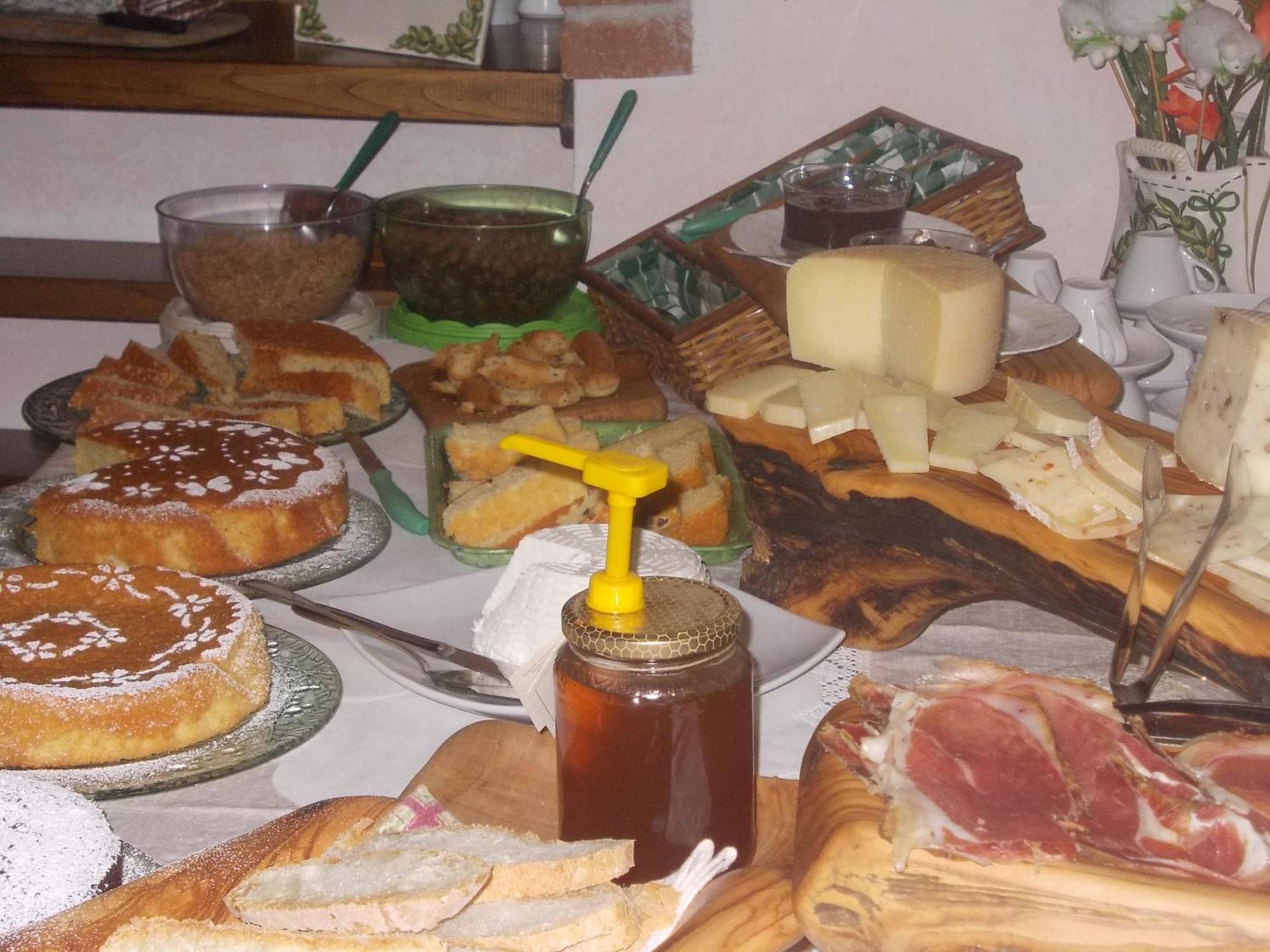 Agriturismo La Valle Degli Ulivi Semproniano Екстериор снимка